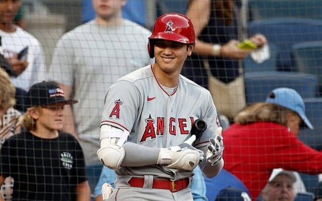 【MLB】「存在感が凄い！」「応援頼んだ」大谷翔平をNY観戦、渡辺直美さんに日米ファン興奮
