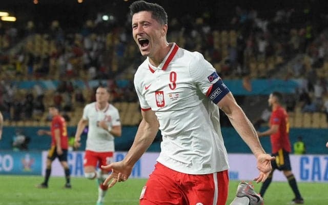 レヴァンドフスキやジエリンスキらポーランド代表メンバーが発表《カタールW杯欧州予選》