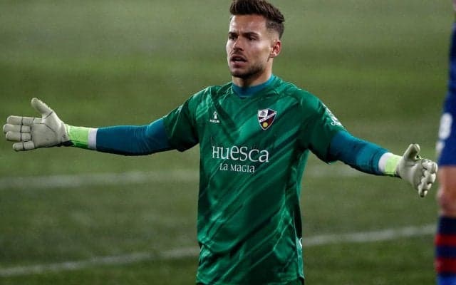 岡崎慎司の元同僚、東京五輪銀メダルのGKフェルナンデスが開幕戦勝利で話題のブレントフォードにレンタル移籍