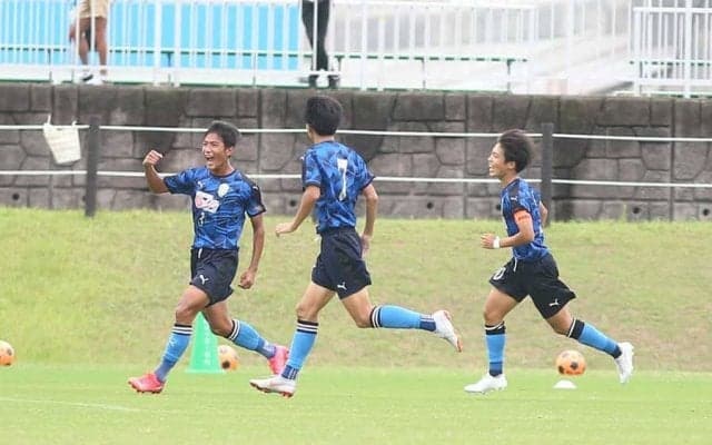 “最強の公立”大津が盤石8強、一瞬のスキつくCKから決勝点「あれは選手のアイデア」
