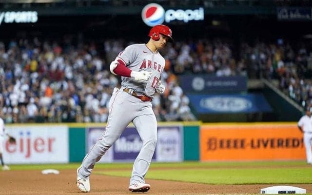 【MLB】大谷翔平の独走40号に「言葉失う」　二刀流での快挙に米メディアも衝撃隠せず