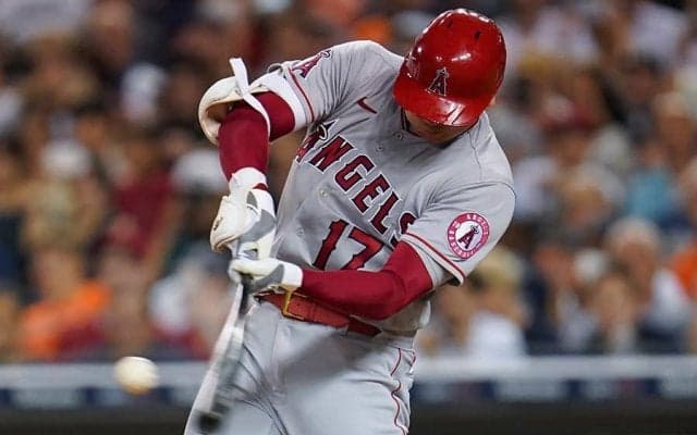 【MLB】「みんな叫んでる…」大谷翔平、確信歩きでファン絶叫、臨場感溢れる“リアル40号”