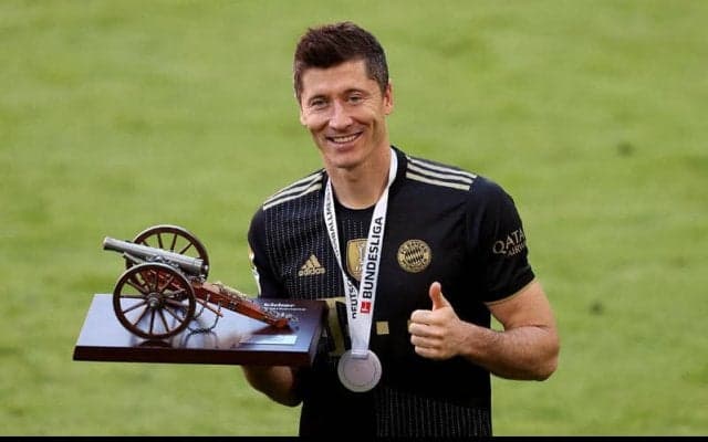 レヴァンドフスキが移籍希望と『スカイ』報道！ 新たな挑戦を求むか