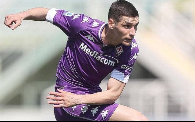 フィオレンティーナ、若きDFリーダーのミレンコビッチと2023年まで契約延長