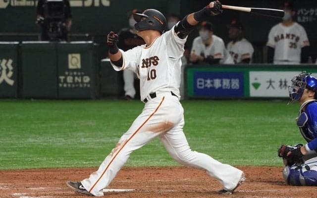 電撃移籍の中田翔、巨人での初安打はお預け　代打から一塁守備就き2打席無安打