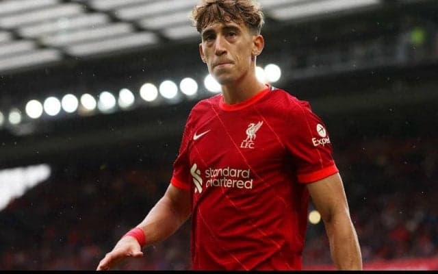 糸を引くような抜群の精度にファン歓喜！「“クロスタス”ツィミカスだ！」