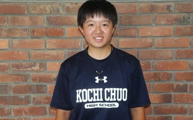 「ナックル姫」より凄い…監督絶賛の魔球　女子高校野球初“留学生”が秘めた可能性