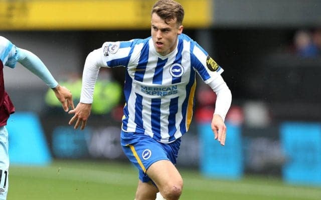 三笘薫獲得のブライトンが両ウイングバックを務めるDFマーチと契約延長