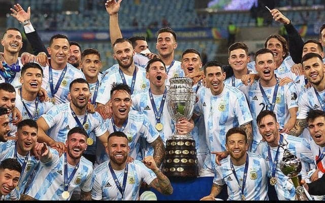 コパ王者アルゼンチン代表が発表!　PSG移籍のメッシら主力が順当に招集《カタールW杯南米予選》