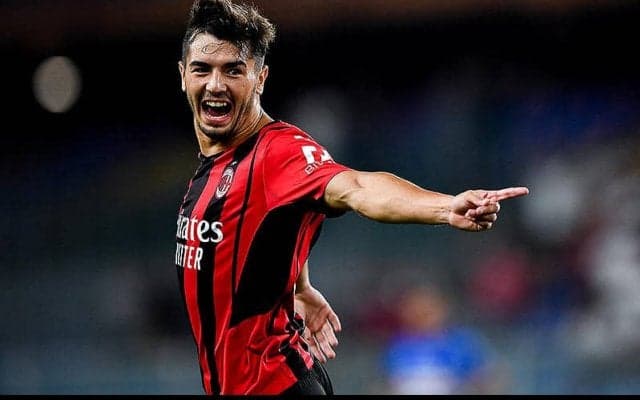 ミランが新10番ディアスのゴールでウノゼロ勝利!　吉田麻也フル出場の新生サンプは善戦も開幕白星ならず…《セリエA》