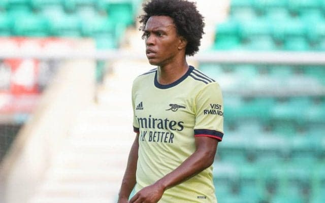 アーセナルMFウィリアンがフリーで母国復帰か？ クラブは給与削減のため放出希望