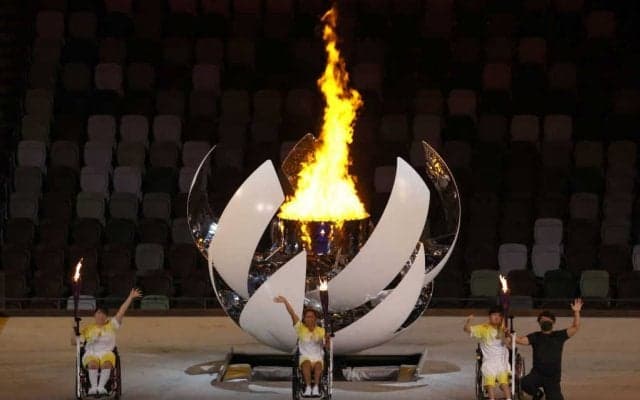 東京パラリンピック2020開幕！国枝が宣誓、上地が聖火を点灯