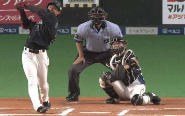 「男でも惚れます」ロッテ藤原、同点2ラン放った豪快スイングにファンうっとり