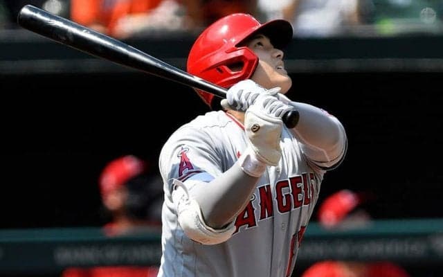 【MLB】「みんな起きて！」　大谷翔平の先頭打者弾に米メディア起床アラート「また打ったぞ」