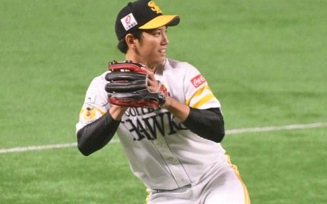 「似てる」「ホンマに上手い」　鷹・栗原の“千賀モノマネ”が「特徴捉えてる」