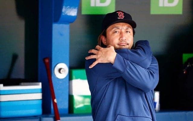 【MLB】ブルペンにいながら「今日一番の守備」　澤村拓一が見せた“ナイスキャッチ”に注目