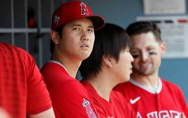 【MLB】大谷翔平、米メディア加工の“ドジャースユニ姿”に日本のファン反応「青も悪くない」