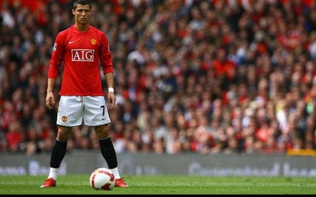 「ワオ、ワオ、ワオ、彼が帰ってくる」　C・ロナウドの電撃復帰にユナイテッド選手も沸く