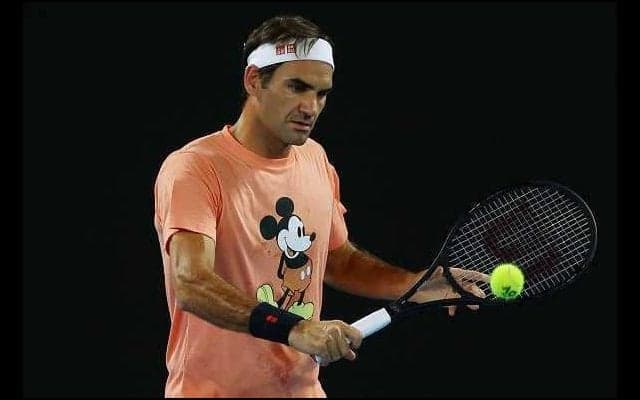 フェデラーがTシャツデザインコンペの審査員に！