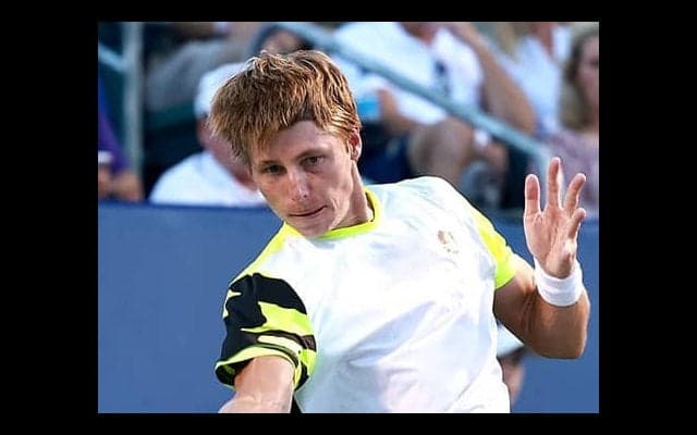  イヴァシカ、ツアー初Vに王手 