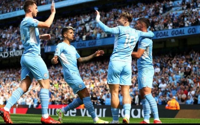 王者シティが圧巻の5発圧勝！ ジャカ退場のアーセナルは泥沼の開幕3連敗《プレミアリーグ》