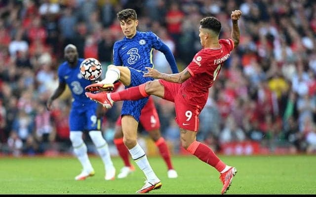 ネビル氏、10人でもリバプールに引き分けたチェルシーを称賛 「自信を持ってアンフィールドを後にするだろう」