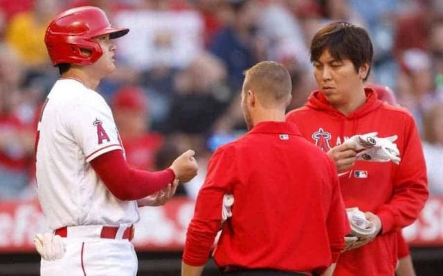 【MLB】大谷翔平に“ボール直撃”で血の気が引いた…　出場続けた姿にファン「神は存在する」