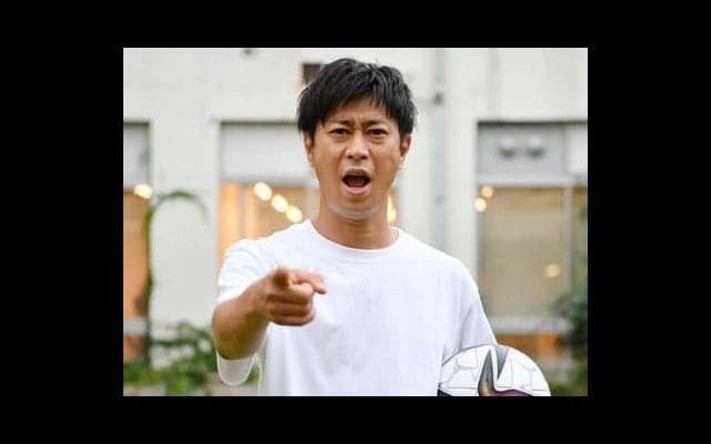 歴代Jリーガーの「精神的支柱ベスト５」をパンサー尾形が選出。No.1は「チームを劇的に変える選手」