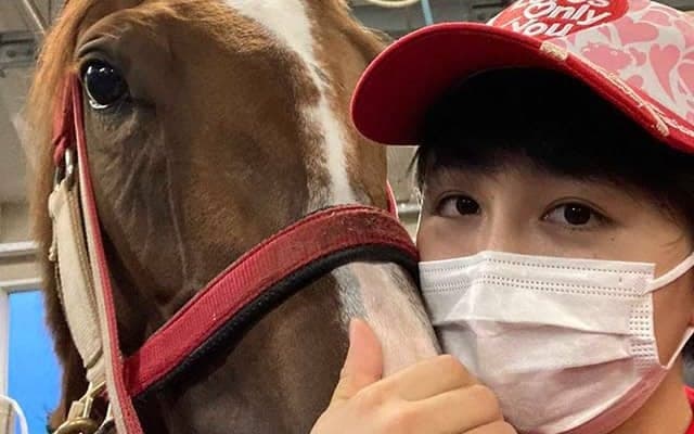 「“筋肉は裏切らない”を痛感」古川奈穂騎手、10月中の復帰を目指しリハビリとトレーニングに励む日々