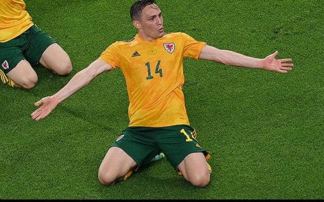 バーンリーがウェールズ代表DFコナー・ロバーツを獲得!