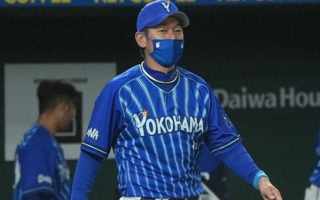「不本意だが…」逆転勝ちに望みつないだ“早期交代”　DeNA三浦監督が語った決断