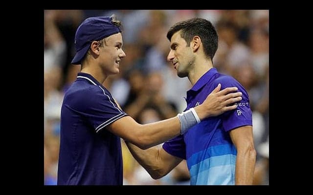 ジョコ 腹痛の相手に同情