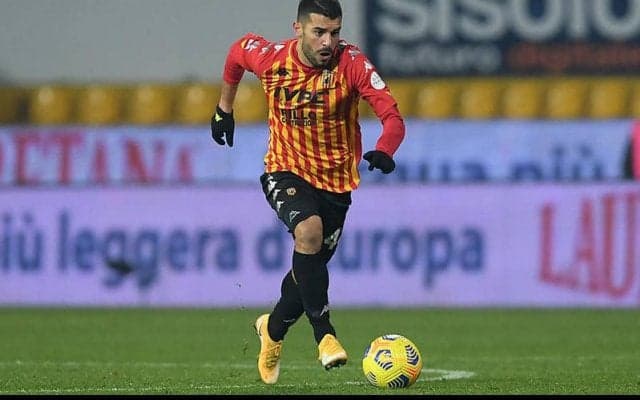 トリノ、ファルケ退団を発表…契約解消でフリーに