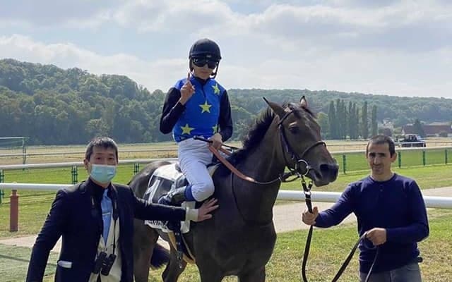 【海外競馬】海外遠征中の坂井瑠星騎手がフランスで初勝利