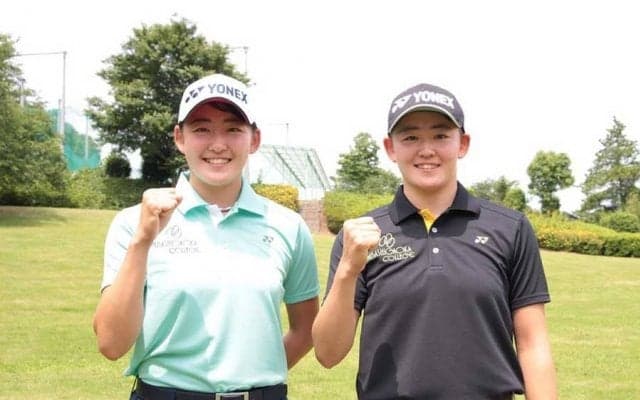 プロテスト合格2か月の岩井ツインズが優勝争い　姉の明愛が単独首位、妹・千怜は4位