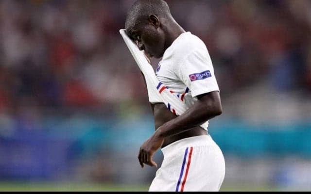 足首に問題を抱えていたカンテがフランス代表を離脱…退場クンデの穴埋めにムキエレが初招集