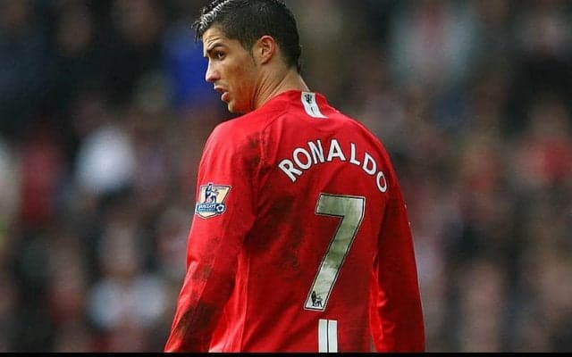 C・ロナウドの背番号が「7」に決定!　リーグ特例でカバーニは代表で背負う「21」に変更