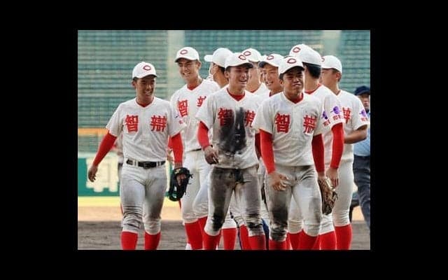 甲子園決勝で兄弟校対決の原点。智辯のユニフォームを「朱赤」に変えた男は勝利への執念がすごかった