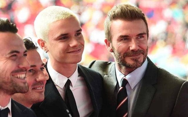 「お父さんにソックリね」　ベッカム次男のFK蹴る瞬間に海外騒然「カーボンコピーだ」