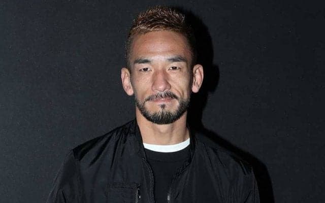 中田英寿、2000万円高級BMWに“腰かけた1枚”に反響「こんな風に格好良くなりたい」