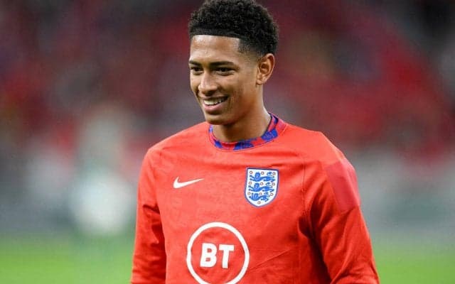 18歳のイングランド代表MFベリンガム、人種差別に負けずサポートに感謝「笑顔を忘れずに」