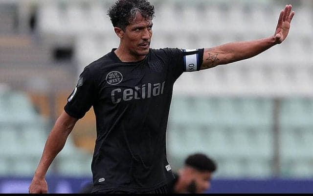 元ポルトガル代表DFブルーノ・アウベスがギリシャ移籍!　今夏ファマリカン加入も指揮官と衝突で電撃退団…