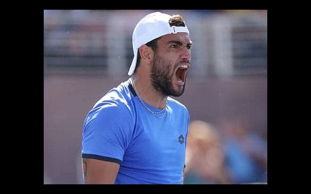 ベレッティーニ 激闘制し16強