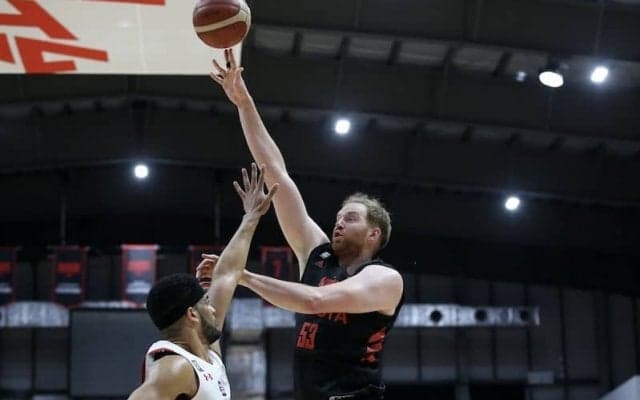 “大黒柱”復帰へ…アルバルク東京がアレックス・カークをインジュアリーリストから抹消