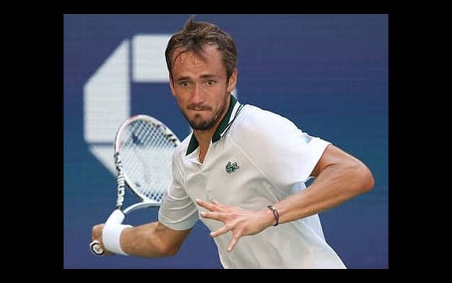  メド 全米OP3年連続4強入り 