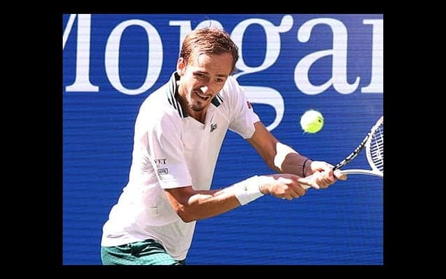 メド 準決勝へ「緊張しない」