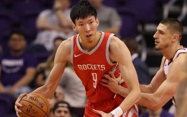 ロケッツでのプレー経験を持つ中国代表ジョウ・チーがオーストラリアのチームに加入