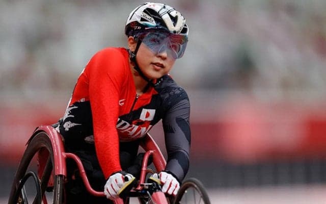 “夏冬二刀流”の苦悩と喜び。陸上･村岡桃佳が決勝ゴール後に見えた景色