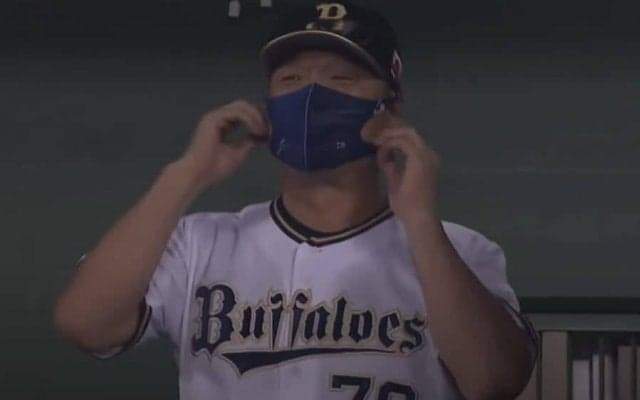 オリ中嶋監督が「可愛い」「おちゃめ」　ドラ3来田の豪快弾を喜ぶ姿にファン爆笑