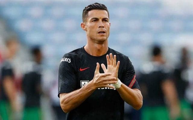 C.ロナウド、乗りこなした2600万円高級ランボルギーニに羨望の声「新しく買ったの？」